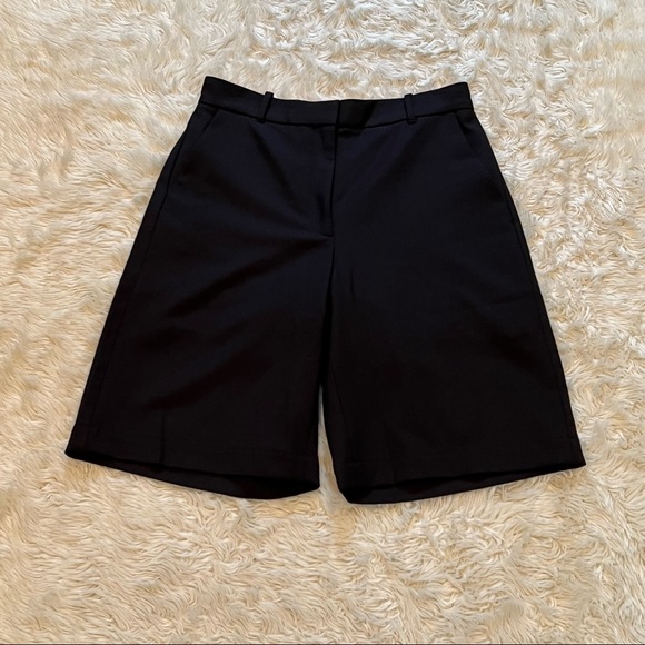 & Other Stories Black Women's Shorts - Picture 2 of 9